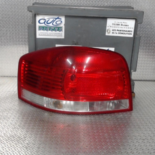 Feu arrière gauche AUDI A3 2  A3 2 PHASE 1