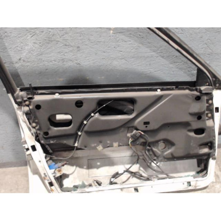 Porte avant gauche Audi 80 B4 A trois volumes 1.9 td (1991-1994)