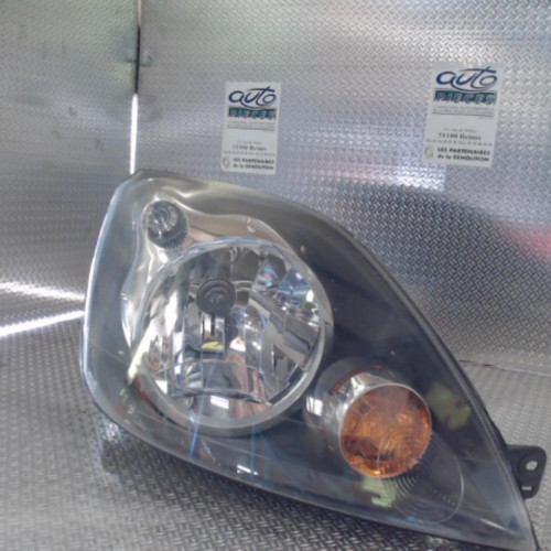 Phare droit Ford FIESTA V 1.4 16v (2001-2008) 5 portes
