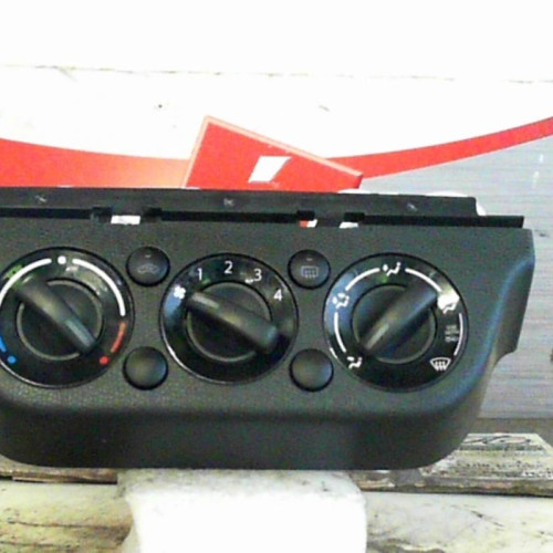 Commande de chauffage Suzuki SWIFT III 1.3 (2005)
