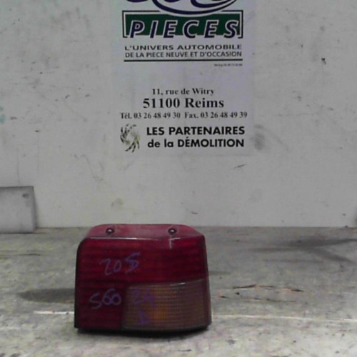 Feu arrière droit Peugeot 205 II 1.4 (1988-1998)