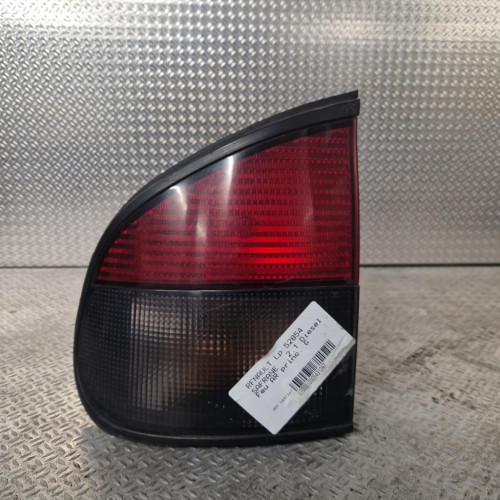 Feu arrière gauche Renault SAFRANE I 2.1 dt (1993-1996)