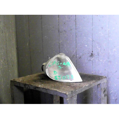 Clignotant droit Renault LAGUNA I 1.8 (1995-2001)