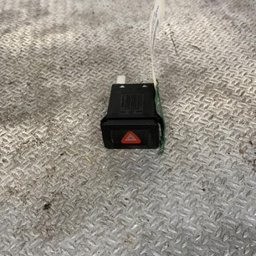 Bouton de warning VOLKSWAGEN GOLF 4  0