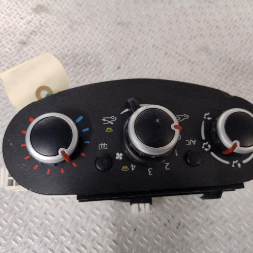 Commande de chauffage Renault TWINGO III 0.9 tce 95 (2019)