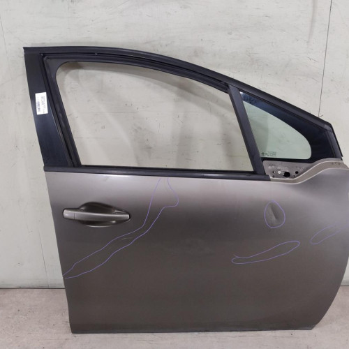 Porte avant droite Peugeot 208 I 1.2 vti 82 (2012)