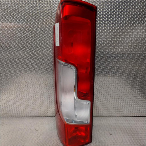 Feu arrière gauche Peugeot BOXER Camionnette 2.0 bluehdi 110 (2015-2019)