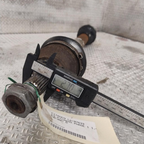 Transmission avant droite Citroën C3 PICASSO 1.4 vti 95 (2009)