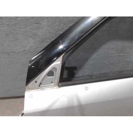 Porte avant gauche Suzuki SWIFT III 1.3 ddis (2005)