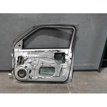 Porte avant droite Suzuki SWIFT III 1.3 ddis (2005)