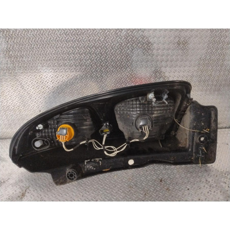 Feu arrière gauche Citroën C3 PICASSO 1.4 vti 95 (2009)
