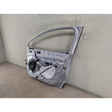Porte avant droite Renault CLIO IV 1.5 dci 90 (2012) 5 portes