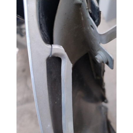 Aile avant droite Renault MEGANE II Break 1.5 dci (2005-2009)