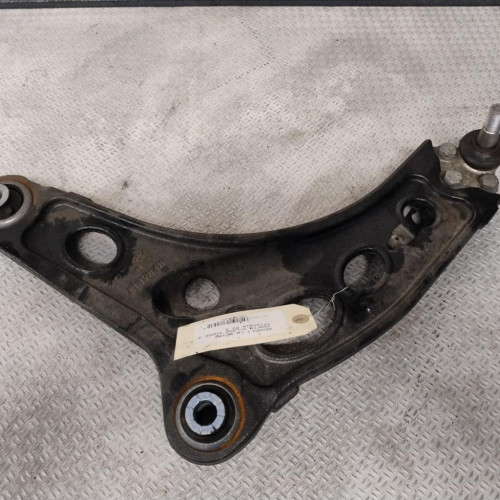 Triangle inf avg RENAULT TRAFIC 3  TRAFIC 3 LONG PHASE 2