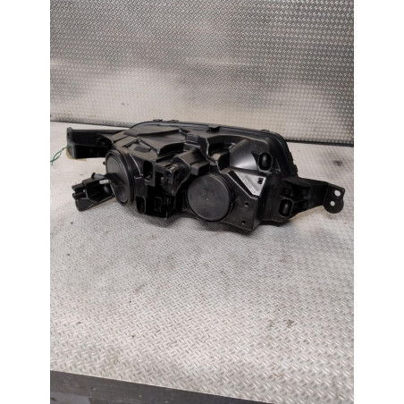 Phare droit Citroën C4 PICASSO II 1.6 bluehdi 120 (2014)
