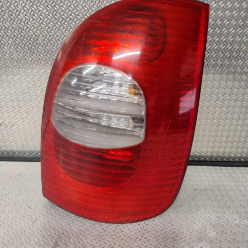 Feu arrière droit Citroën XSARA PICASSO 1.6 hdi (2004-2011) 5 portes