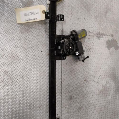 Mecanismemoteur leve-glace avg Fiat DUCATO Camion plate-forme-Châssis 130 multijet 2,3 d (2006)
