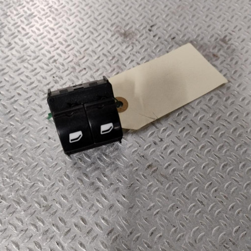Commande lève-glace porte avant gauche CITROEN C4 CACTUS  0
