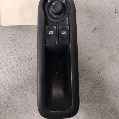 Commande lève-glace porte avant gauche Renault TWINGO II 1.5 dci (2007-2014) 3 portes