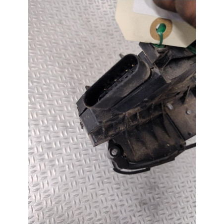 Serrure porte arg Ford FIESTA VI 1.6 tdci (2008-2012)