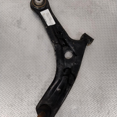 Triangle inf avd Ford FIESTA VI 1.6 tdci (2008-2012)