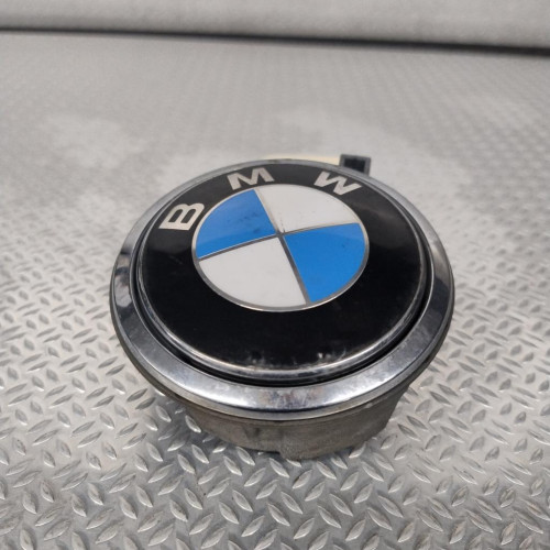 Poignee ext coffre Bmw 1 120 d (2004-2011)