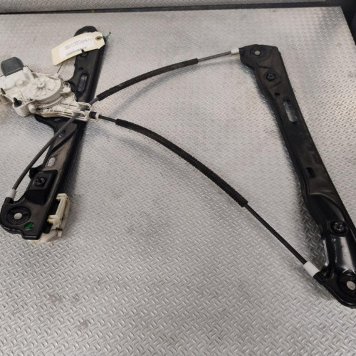 Mecanismemoteur leve-glace avg Bmw 1 120 d (2004-2011)