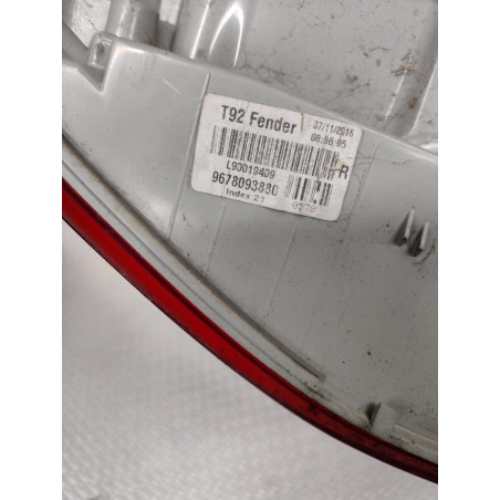Feu arrière gauche Peugeot 308 SW II 1.6 bluehdi 100 (2014-2021)