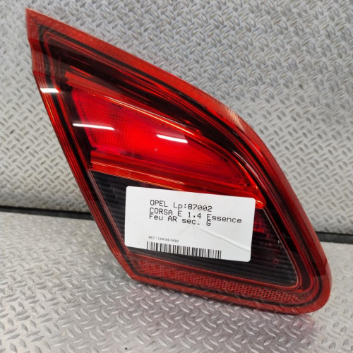 Feu arrière interieur gauche Opel CORSA E 1.4 (2014)