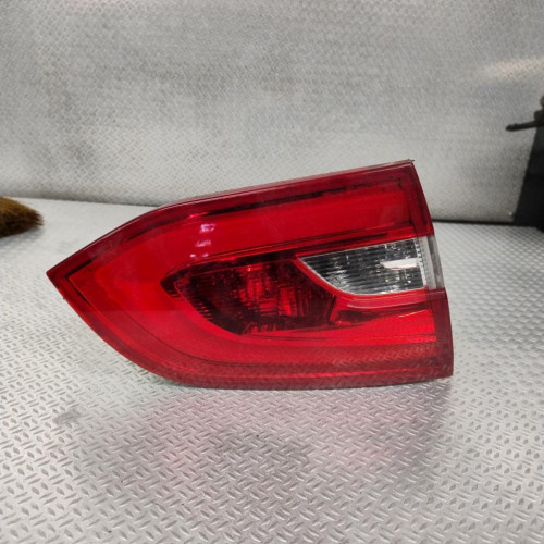 Feu arrière interieur gauche Peugeot 308 SW II 1.6 bluehdi 100 (2014-2021)