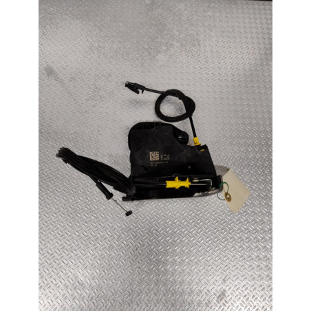 Serrure porte ard Opel ASTRA K 1.0 turbo (2015)