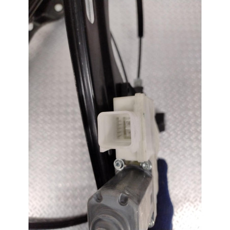 Mecanismemoteur leve-glace avg Opel ASTRA K 1.0 turbo (2015)