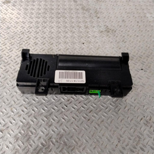 Platine fusible av Peugeot 5008 II 2.0 bluehdi 180 (2016)