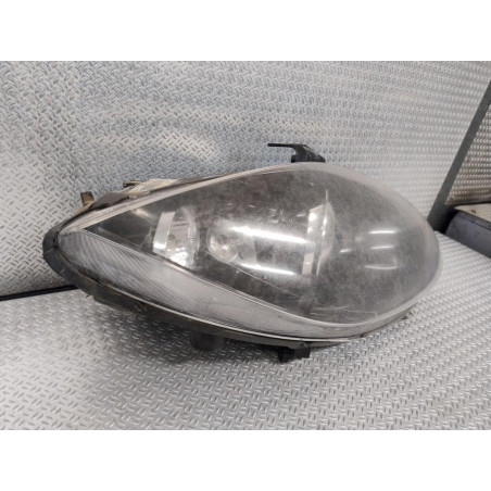 Phare droit Seat LEON 2.0 tdi 16v (2005-2012)