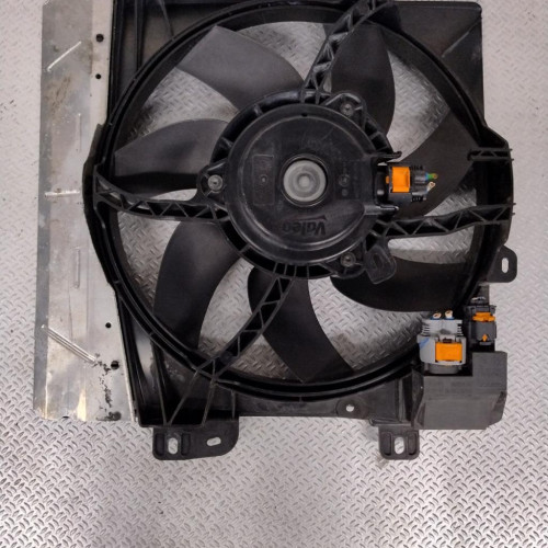 Ventilateur de refroidissement Citroën C3 II 1.4 hdi 70 (2009) 5 portes