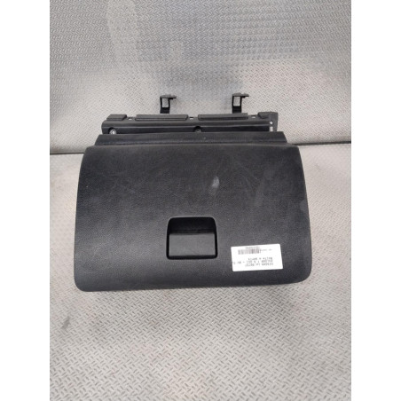 Boite à gants Nissan PULSAR 3-5 portes 1.5 dci (2014)