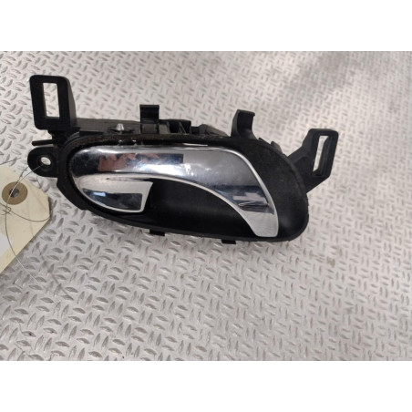 Poignee int porte avd Nissan PULSAR 3-5 portes 1.5 dci (2014)