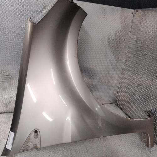 Aile avant droite Renault CLIO III Grandtour 1.5 dci (2010-2012) 5 portes