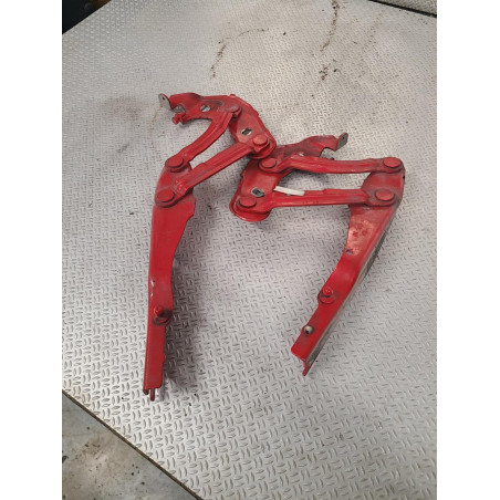 Compas g capot Audi A1 1.6 tdi (2011-2015)