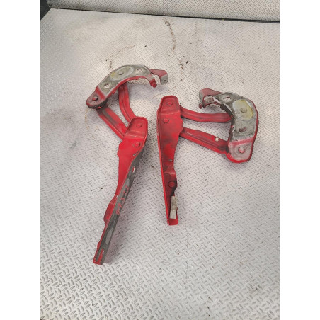 Compas g capot Audi A1 1.6 tdi (2011-2015)