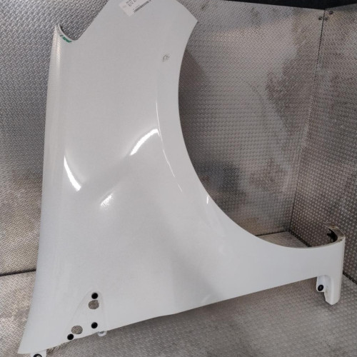 Aile avant droite Renault CLIO III 1.2 16v (2005-2014) 5 portes