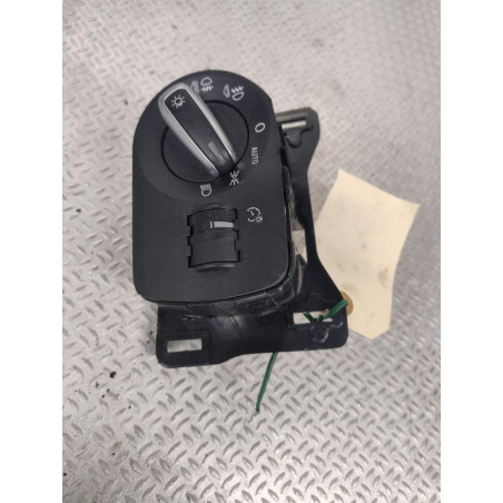 Interrupteur commande de phares Audi A1 1.6 tdi (2011-2015)