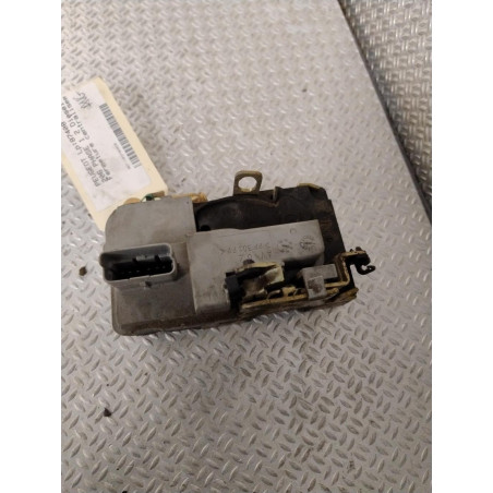 Serrure porte avg Peugeot 206 3-5 portes 2.0 hdi 90 (1999-2009) 5 portes