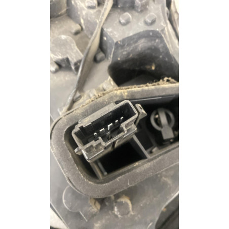 Feu arrière droit Citroën DS3 1.6 hdi 90 (2009-2015) 3 portes