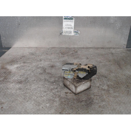 Serrure porte ard Peugeot 206 3-5 portes 1.4 i (1998-2012) 3 portes