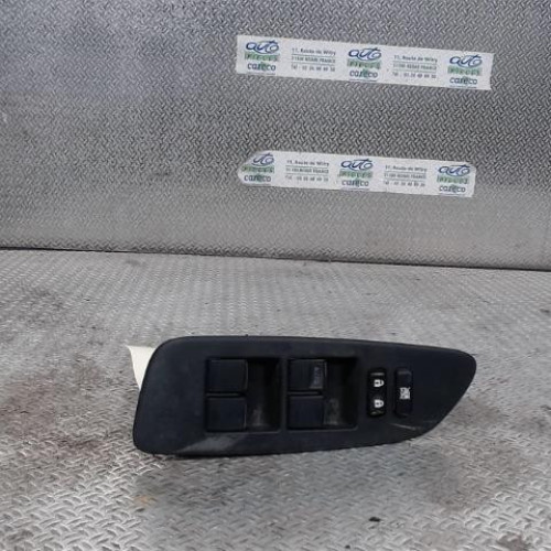 Commande lève-glace porte avant gauche Toyota AURIS 1.4 d-4d (2007-2012) 3 portes