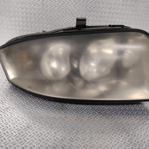 Phare droit Audi A2 1.4 tdi (2000-2005) 5 portes