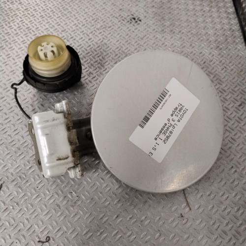 Volet de trappe carburant Toyota YARIS 1.5 hybrid (2012)