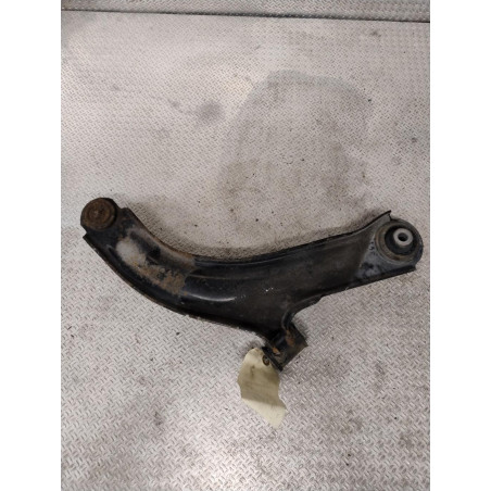 Triangle inf avg Renault CLIO III 1.5 dci (2005-2012) 5 portes