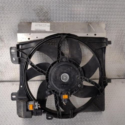 Ventilateur de refroidissement Citroën C3 II 1.4 hdi 70 (2009) 5 portes